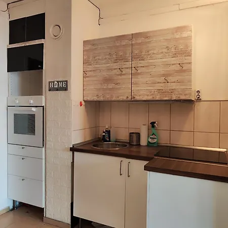 Dolce Vita Eg Apartament *