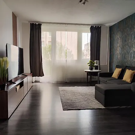 Dolce Vita Eg Apartament *